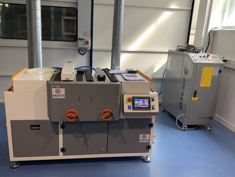 Glass UV curing test