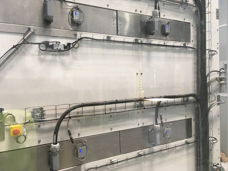 post molding drawer station in France